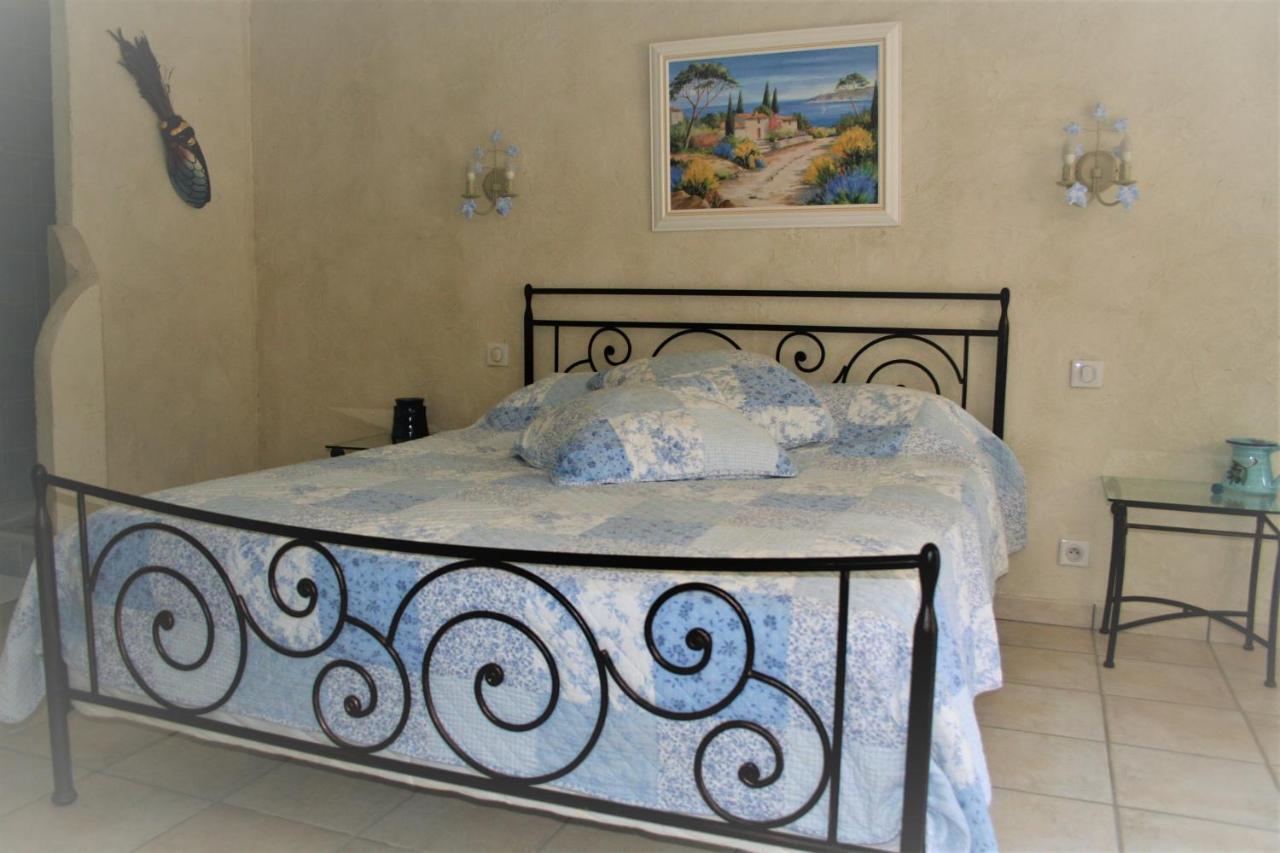Le Mas Des Tarentes Chambres D'Hotes Trans-en-Provence Exteriér fotografie